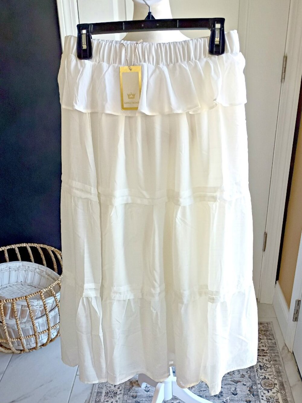 NEW! WHITE RUFFLE BOHO MAXI SKIRT SZ L